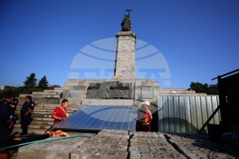 Soviet Army Monument fenced off