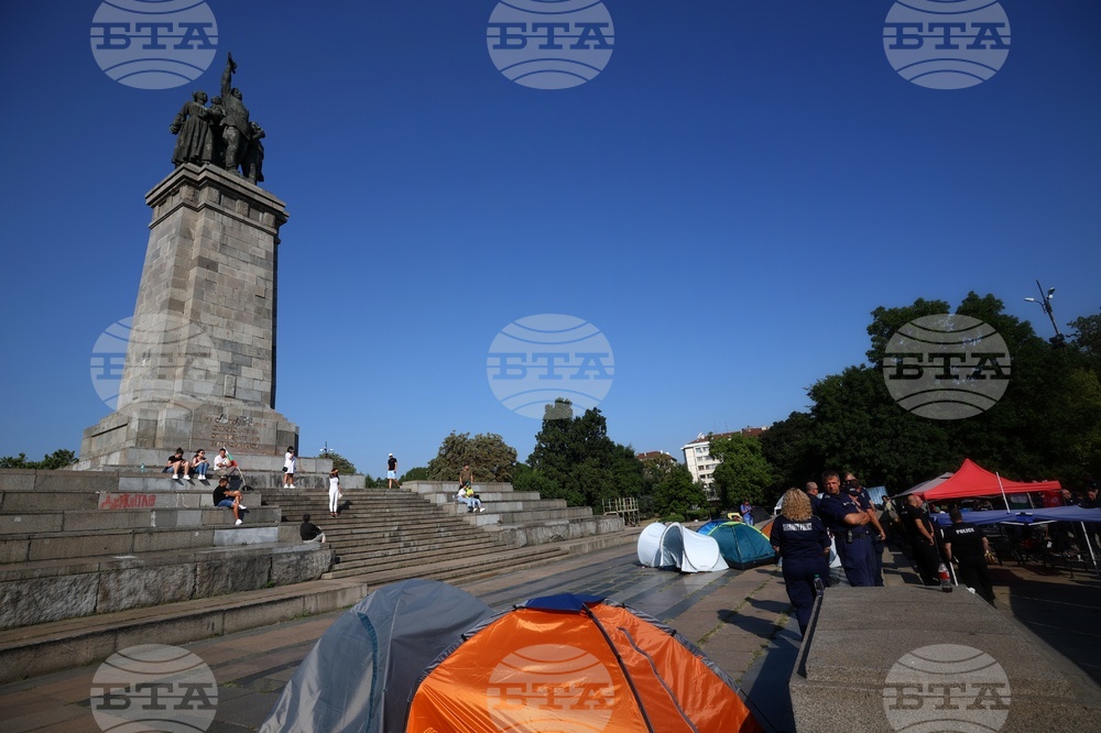 Soviet Army Monument fenced off