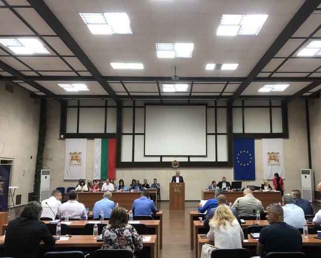 Общински съвет Благоевград: Нов общински съветник положи клетва в началото на днешното редовно заседание на Общински съвет Благоевград