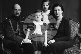 Симеон II е провъзгласен за български цар