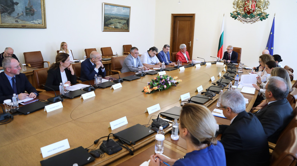 Министерски съвет: Кабинетът очаква сценарии за енергиен преход 