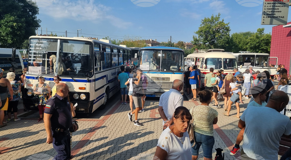 Димитровград - автобуси - ретро тур