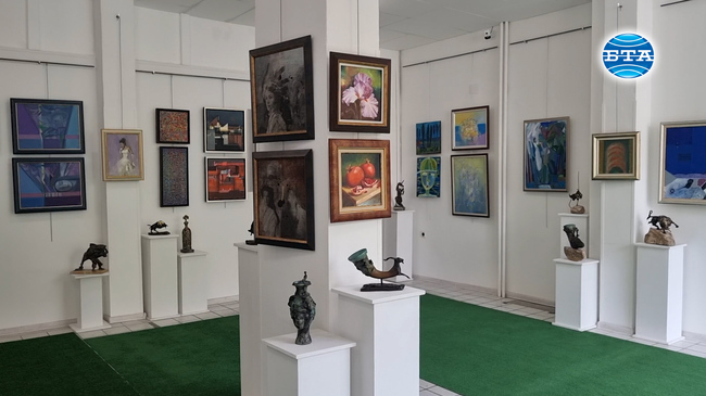 Арт галерия „Стойчев“ в Ямбол отбелязва 13 години от създаването си с великденска изложба