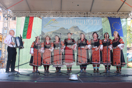 Село Говедарци - Фолклорен фестивал "Дар от природата"