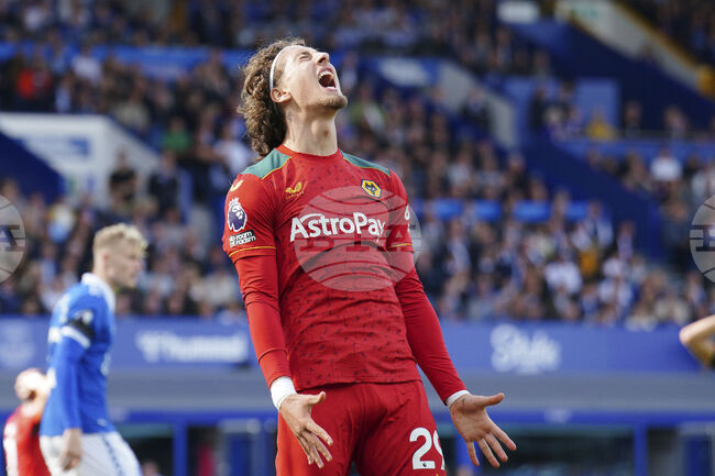 Португалският нападател на Борусия Дортмунд Фабио Силва ще отсъства от игра около 4 седмици