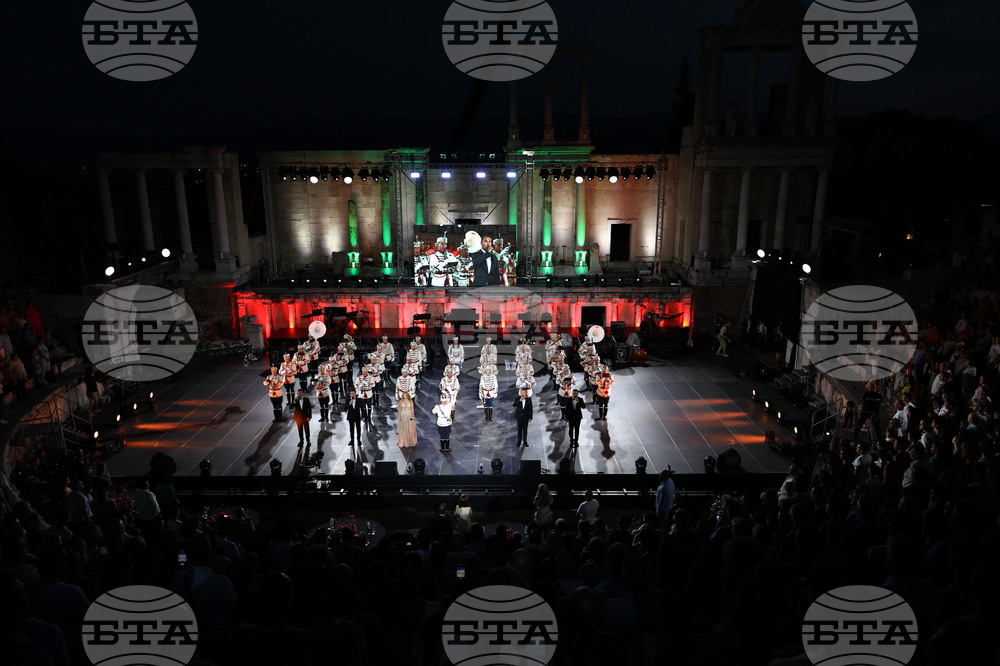 Пловдив - Спектакъл "Нощ на звездите“