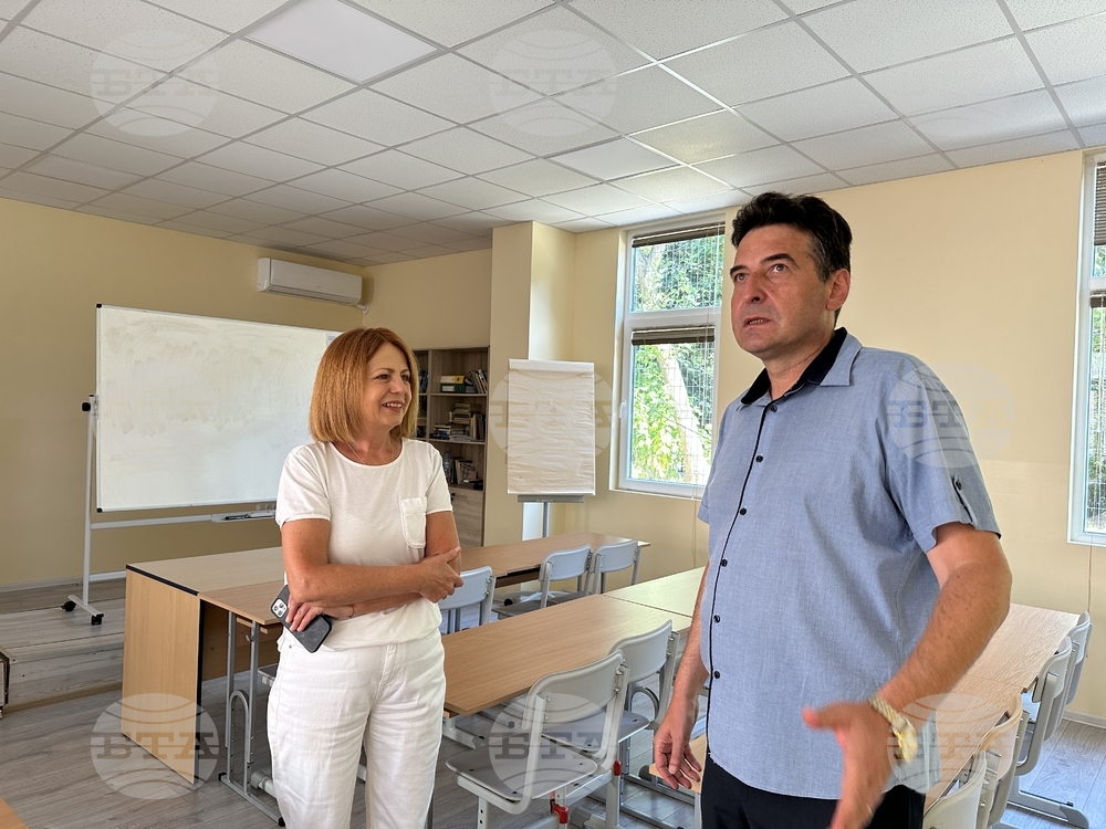 Йорданка Фандъкова: 73 училище „Владислав Граматик“ вече произвежда тока си само