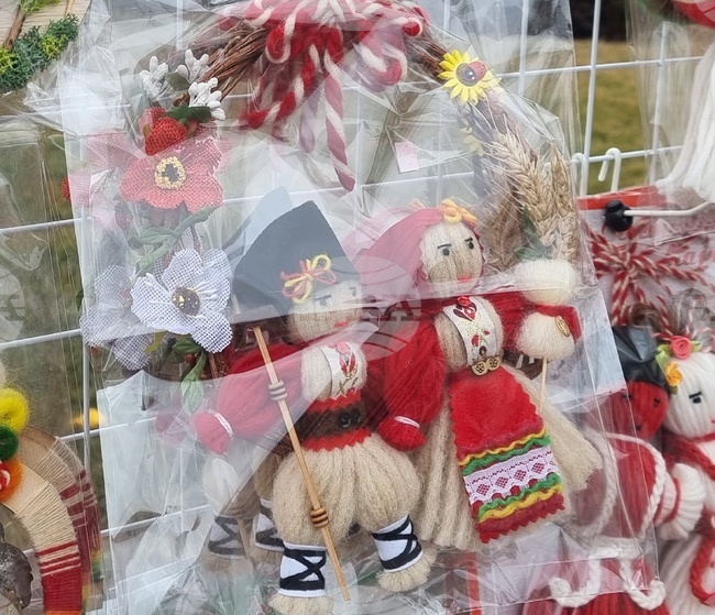 Мартенички, изработени от деца, ще зарадват пациенти в УМБАЛ "Д-р Георги Странски" - Плевен