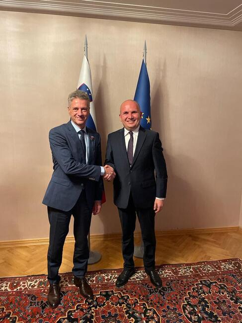 Кючюк на среща с премиера на Словения. Обсъдиха членството на България в Шенген