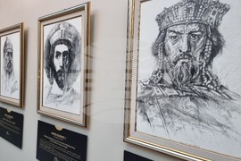 Варна - изложба - 13-те безсмъртни българи