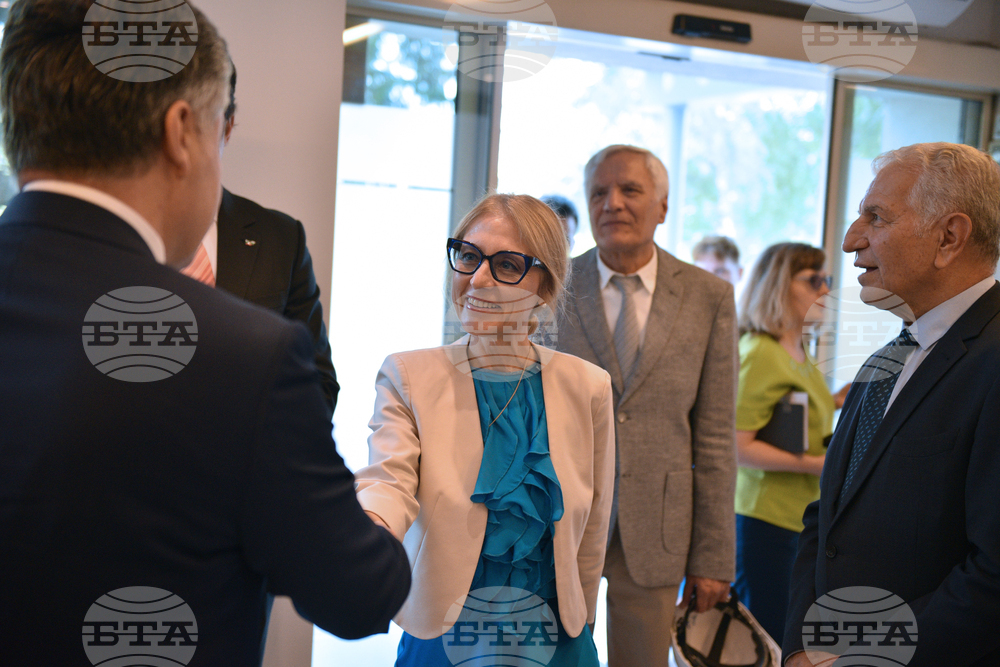 Шумен - "Дискусионен форум с бизнеса - възможности за финансиране от Министерството на иновациите и растежа“