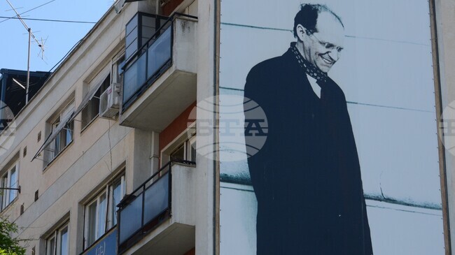 Двадесет години от смъртта на първия президент на Косово Ибрахим Ругова