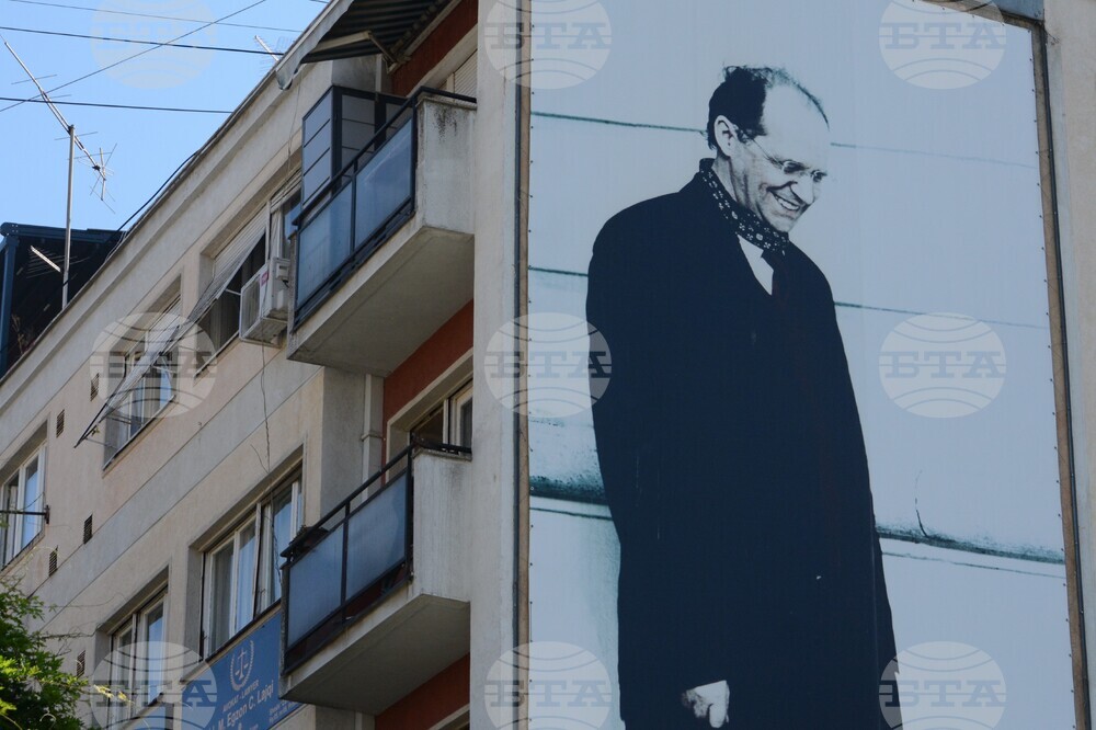 Двадесет години от смъртта на първия президент на Косово Ибрахим Ругова