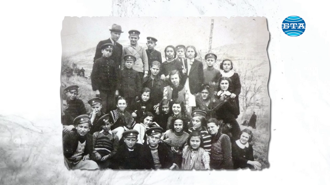 Много хора са протестирали срещу ограниченията и са помогнали на българските евреи в Шумен, каза Нико Майеров