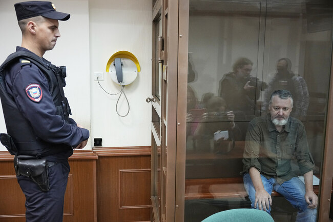 Московски съд осъди на четири години затвор известния руски националист Игор Гиркин за подстрекаване към екстремизъм