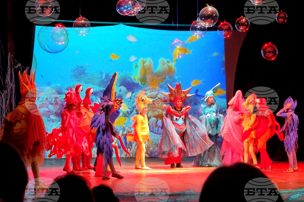 Day Two of Apollonia Festival of Arts Features Music, Literature and Cinema
