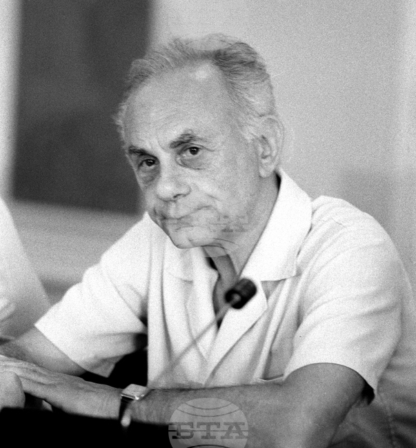 Найден Вълчев - писател