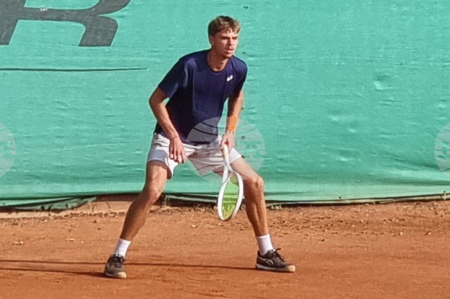 Тенис - Държавното лично първенство по тенис - Никола Колячев