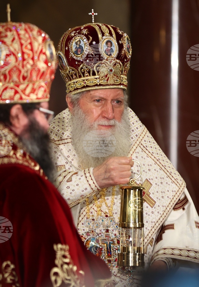 Патриарх Неофит възвести Христовото Възкресение и благослови българите