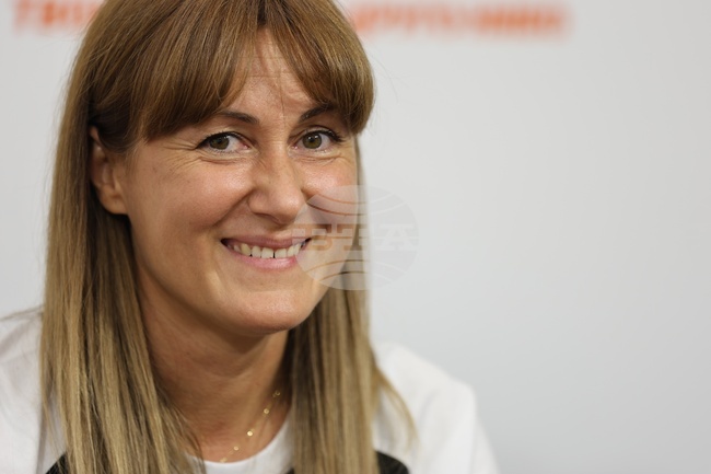 Екатерина Стратиева - пресконференция