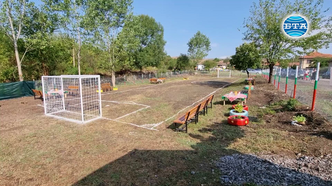 Нова спортна площадка, изградена от община Монтана в партньорство с местна общност, откриха в с. Стубел