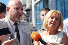 Мая Манолова - съд - документи