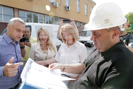 Йорданка Фандъкова - 2-ро СУ „Акад. Емилиян Станев“ - проверка