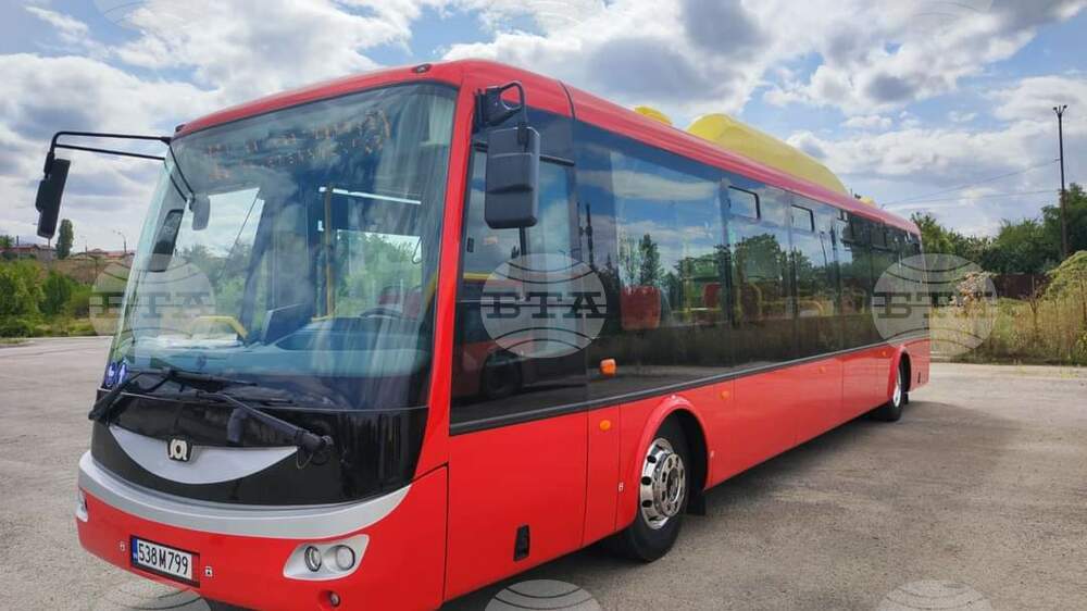 Пет нови електрически автобуса ще превозват пътници по линия номер 16 в Перник