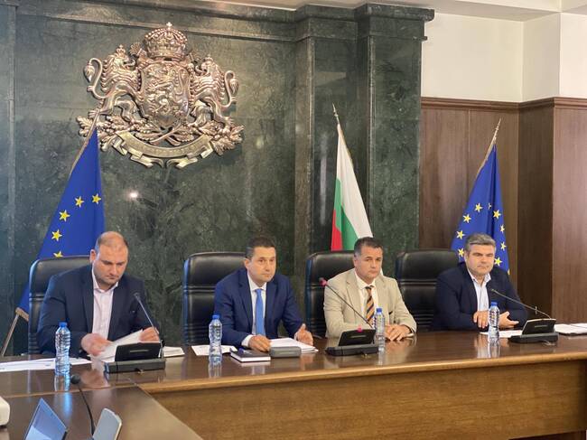 Прокуратура на Република България: Прокуратурата и МВР представиха работата на Специализираното междуведомствено звено за подпомагане разследването по досъдебни производства, свързани с наркотици и нелегална миграция