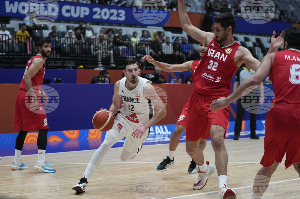 Нандо де Коло ще играе отново за Фенербахче