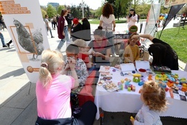 Великден без клетки