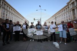 Протест - родители на загинали в ПТП деца