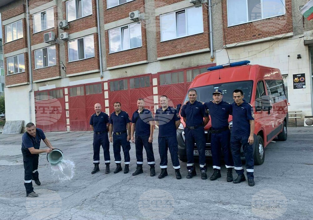 Още седем шуменски огнеборци се включват в потушаването на пожарите в Гърция