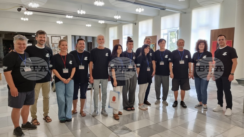 Добрич - пленер - Хартията