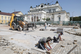 Ремонт - жълти павета