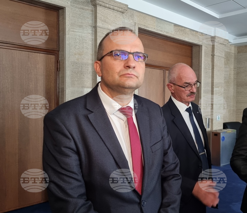 „Турски поток“ е по-скоро "печатница на загуби", коментира Мартин Димитров