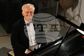 Лица от "Аполония" през годините - II  част