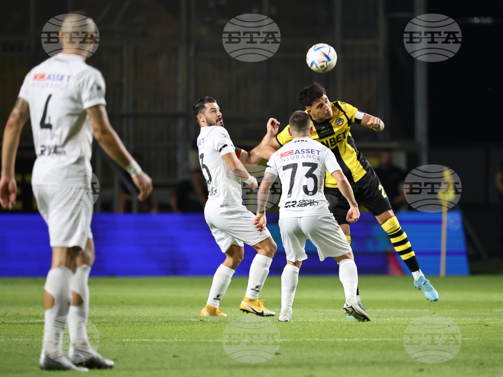 Пловдив - футбол - Ботев (Пловдив) - Славия (София)