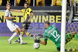 Пловдив - футбол - Ботев (Пловдив) - Славия (София)