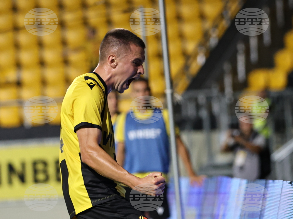 Пловдив - футбол - Ботев (Пловдив) - Славия (София)