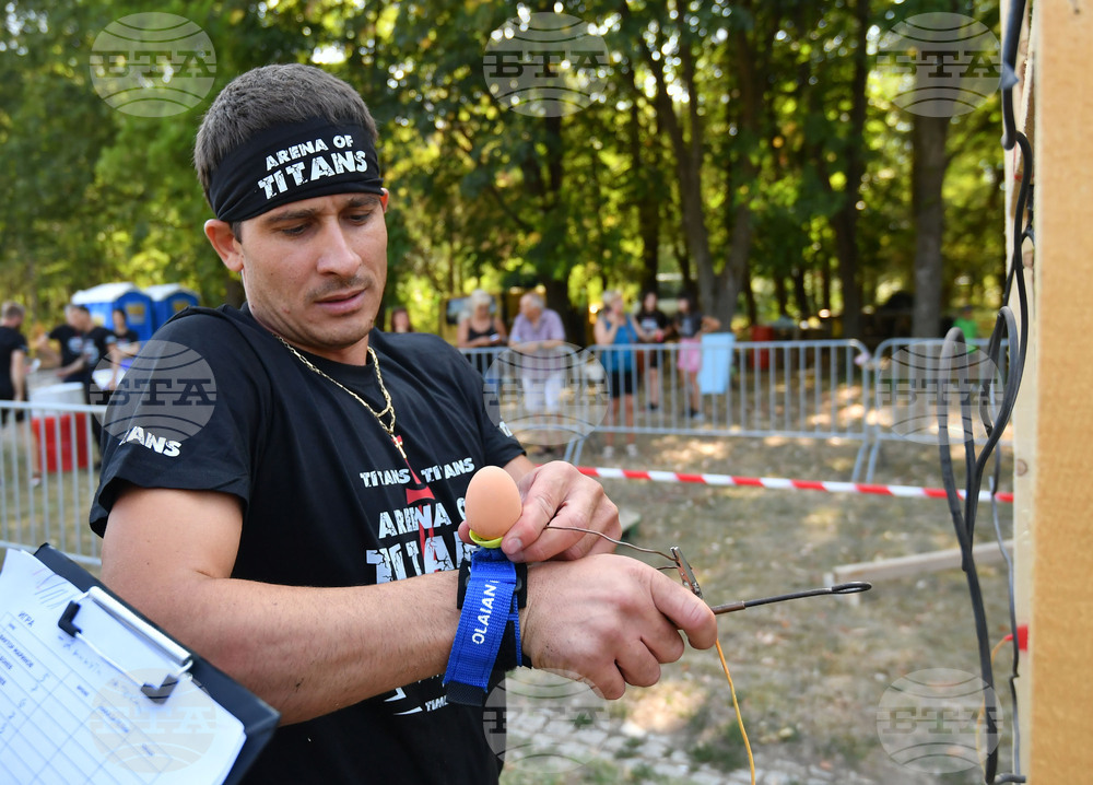 Разград - "Арена на титаните" - състезание - благотворителност