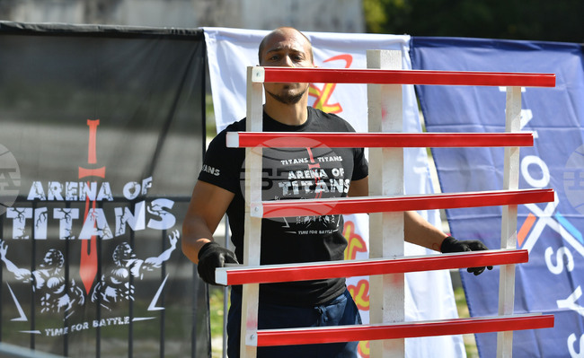 Разград - "Арена на титаните" - състезание - благотворителност