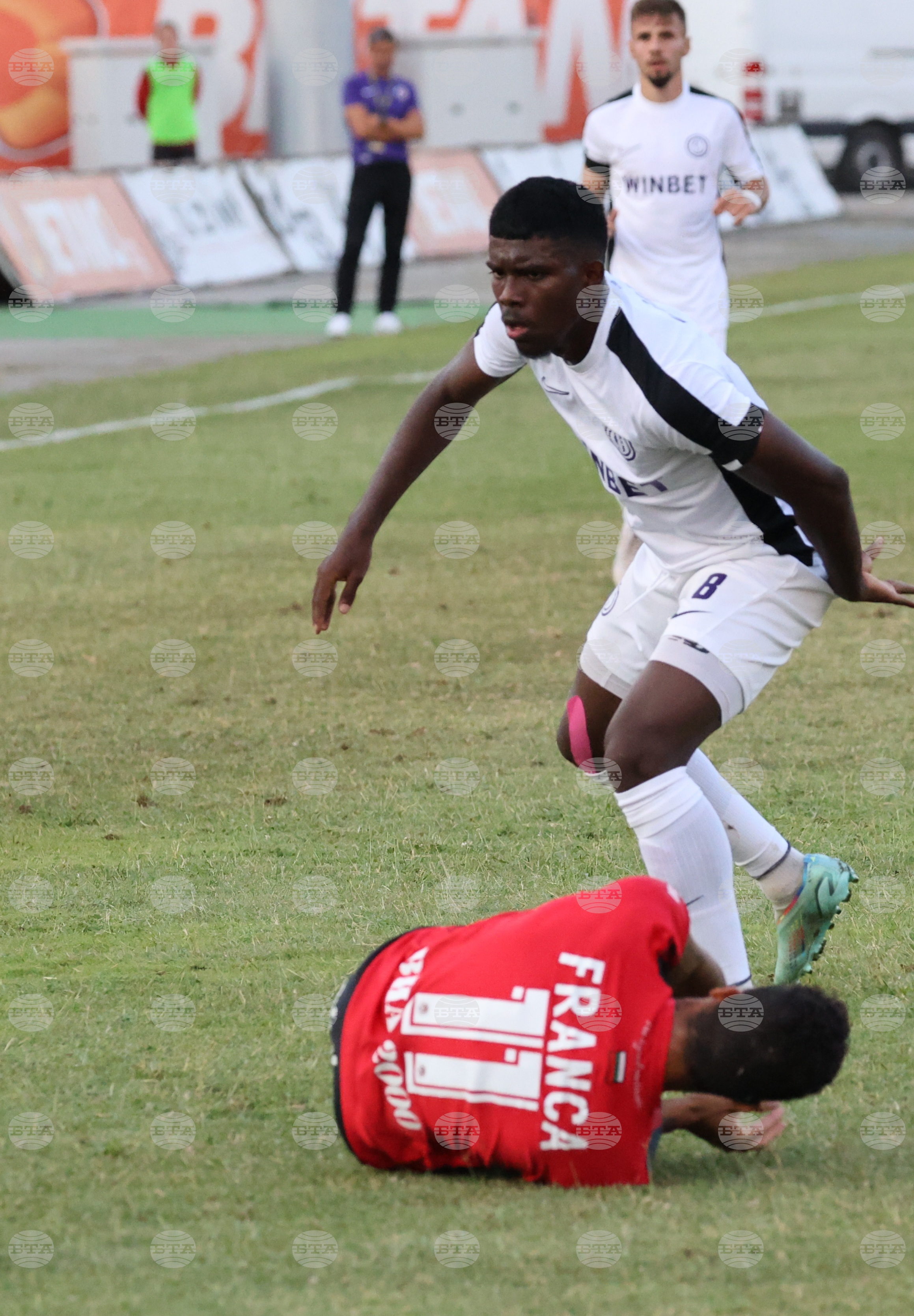 Футбол - Локомотив (София) - Етър (Велико Търново)