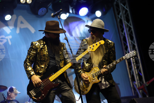 Село Дъбрава - The Brava Balkan Fest