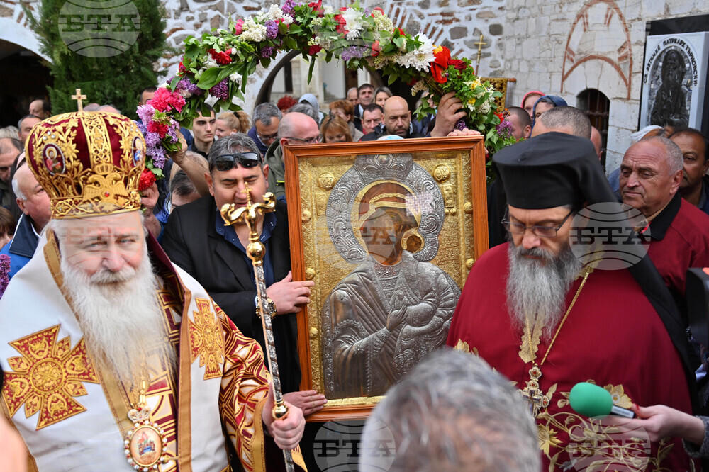 Бачковски манастир - литийно шествие
