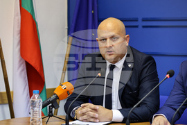 Национален пресклуб на БТА Пловдив - пресконференция - ПП "Възраждане"