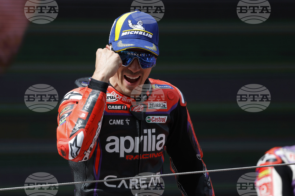 Испанският пилот Алейш Еспаргаро прекратява кариерата си в MotoGP в края на сезона, ще помага на отбора на Хонда