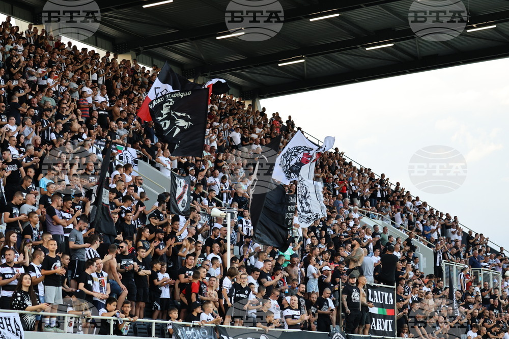 Пловдив - футбол - Локомотив (Пловдив) - Крумовград