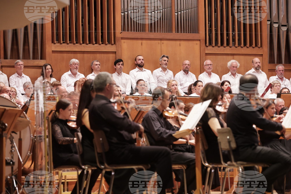 Зала България  - концерт по повод 80-годишнината от спасяването на българските евреи