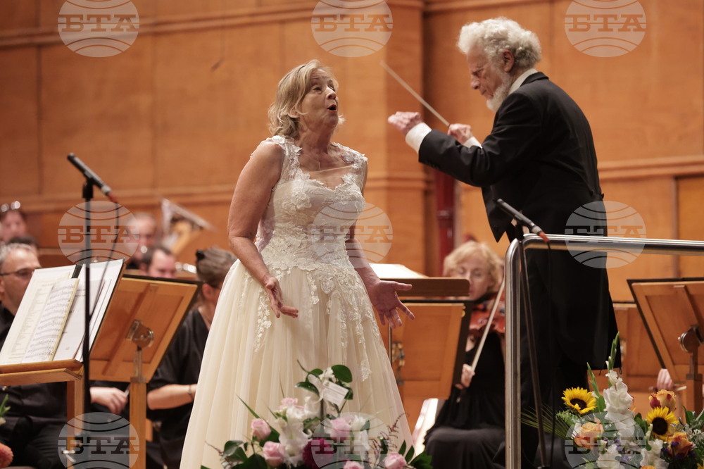 Зала България  - концерт по повод 80-годишнината от спасяването на българските евреи